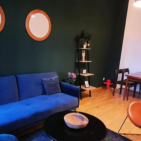 Design Altbauwohnung Mit Balkon Und Parkplatz Leipzig Exterior photo