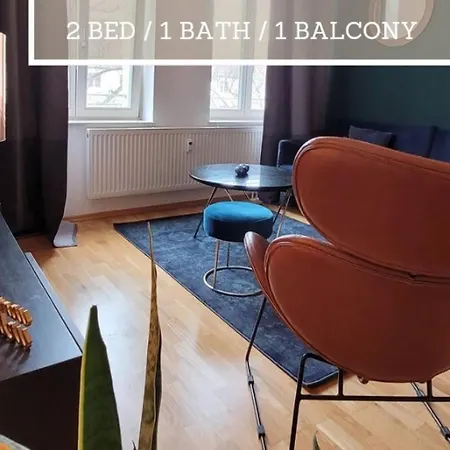 Design Altbauwohnung Mit Balkon Und Parkplatz Leipzig Exterior photo