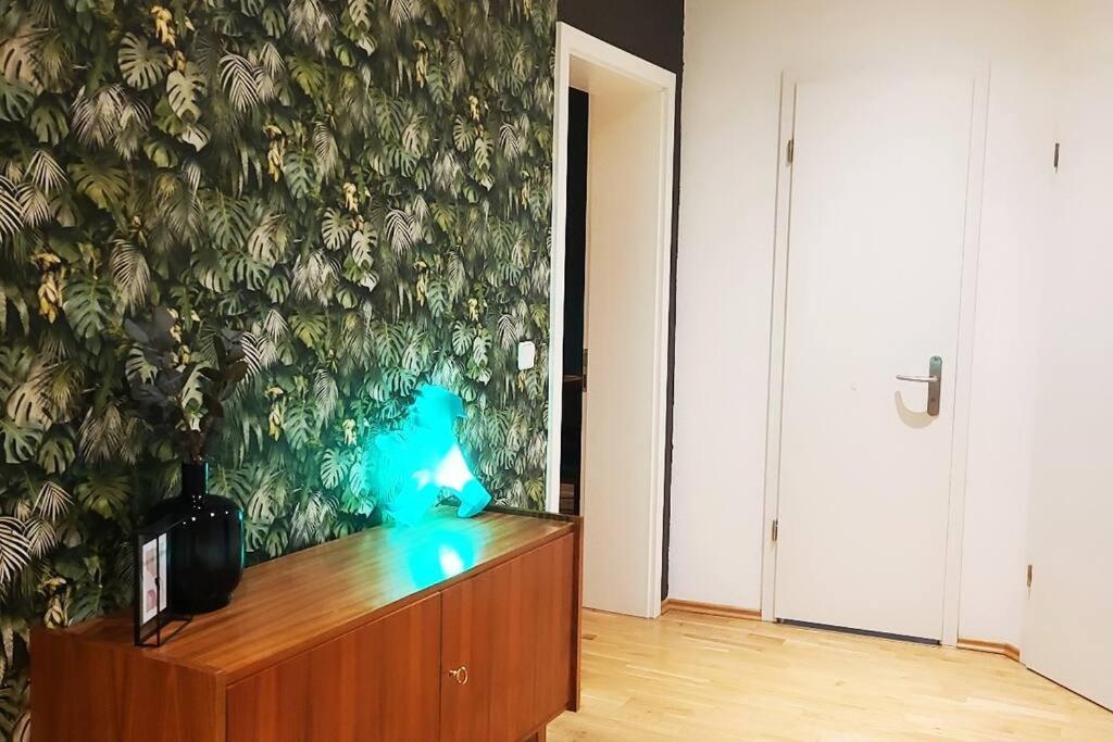 Design Altbauwohnung Mit Balkon Und Parkplatz Appartamento Lipsia